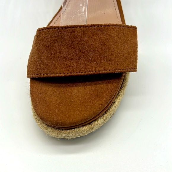 BCBGENERATION- Addie Velour Microsuede Brown Ankle Strap Wedge Slingback SZ 7.5 - Picture 11 of 14